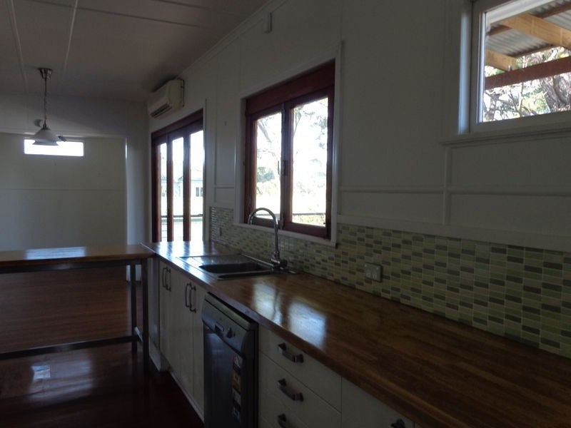 26 Chester Terrace, Southport QLD 4215