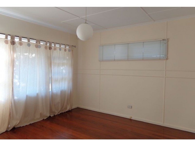 26 Chester Terrace, Southport QLD 4215