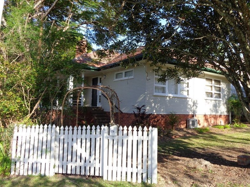 26 Chester Terrace, Southport QLD 4215