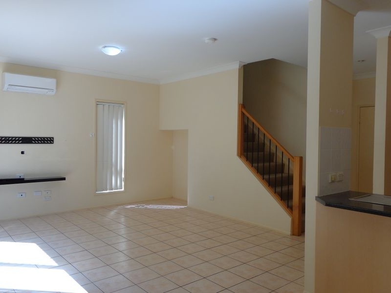 8/23 Blake Street, Southport QLD 4215