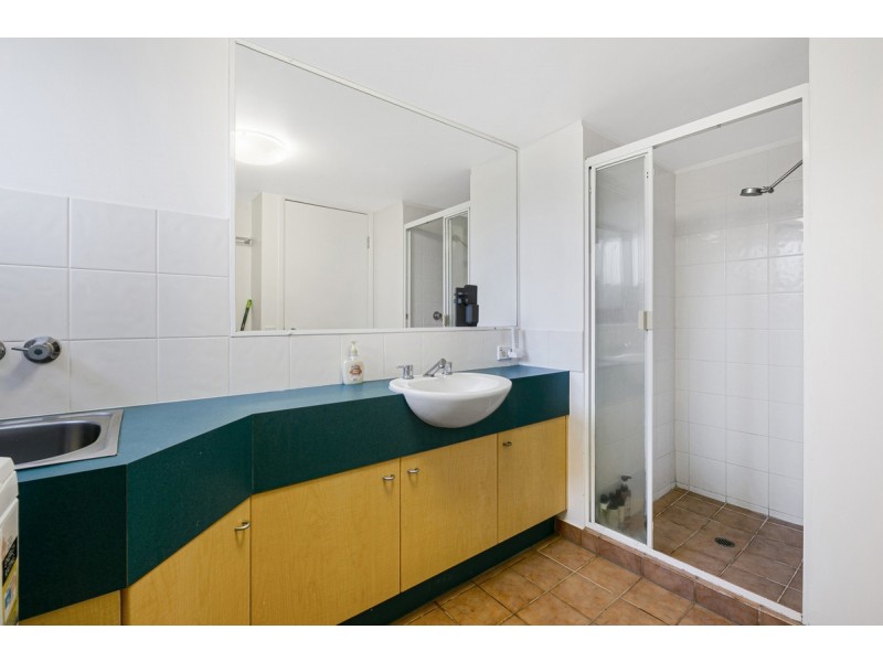 40/11-17 Philip Avenue, Broadbeach QLD 4218