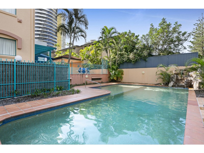 40/11-17 Philip Avenue, Broadbeach QLD 4218