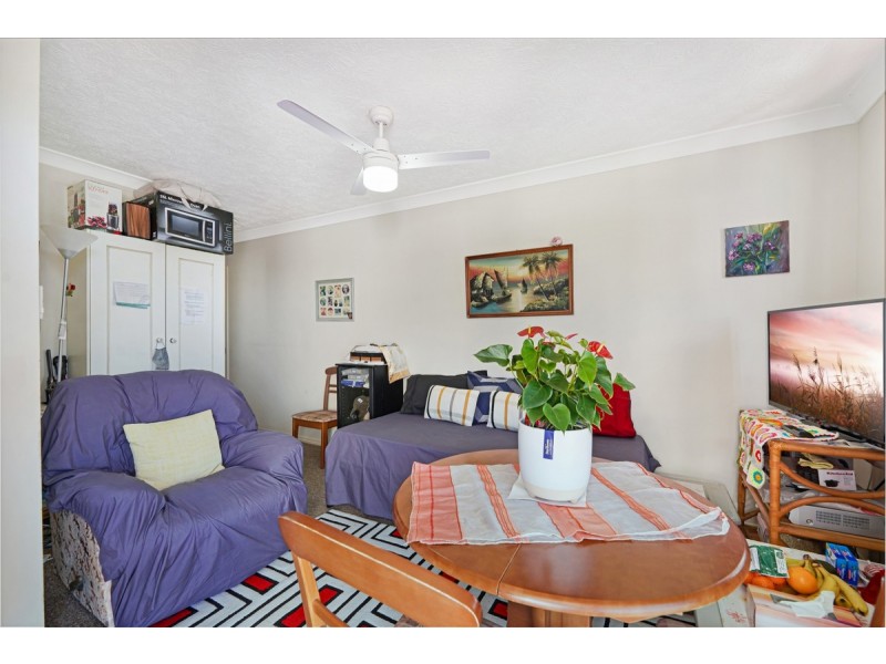 11/140 Marine Parade, Southport QLD 4215