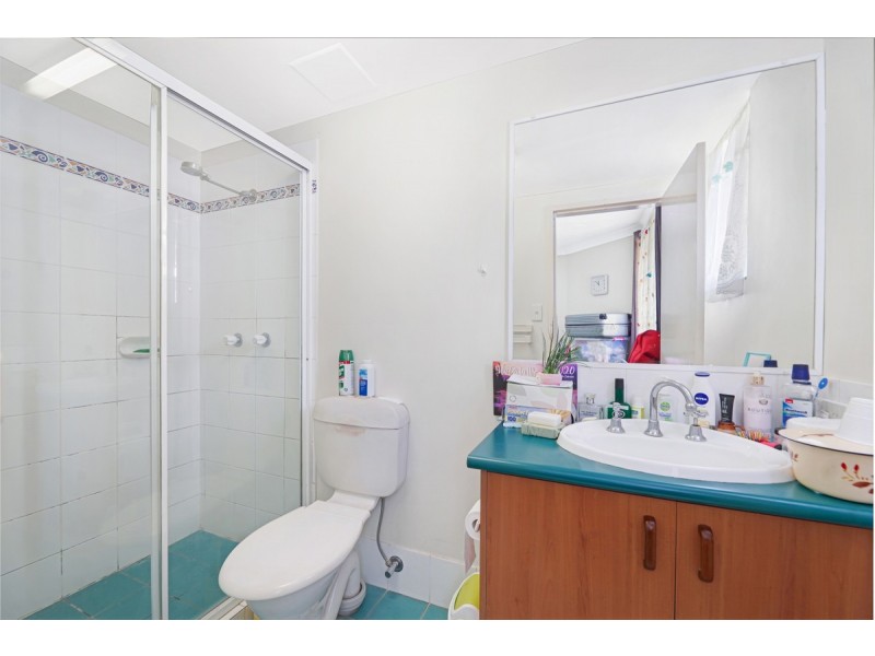 11/140 Marine Parade, Southport QLD 4215