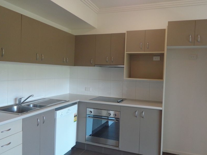 3/18 Rose Street, Southport QLD 4215