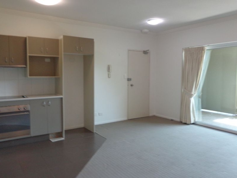 3/18 Rose Street, Southport QLD 4215