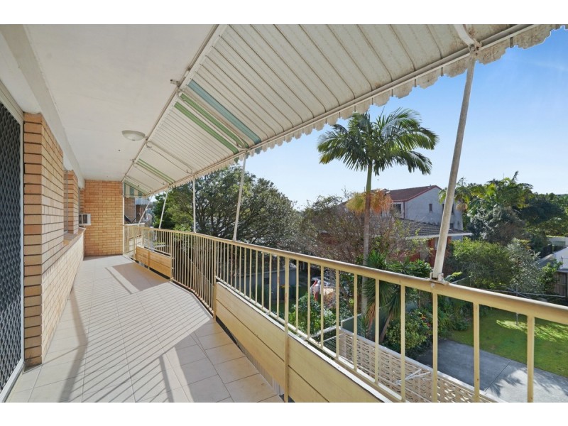 33/224 Marine Parade, Labrador QLD 4215