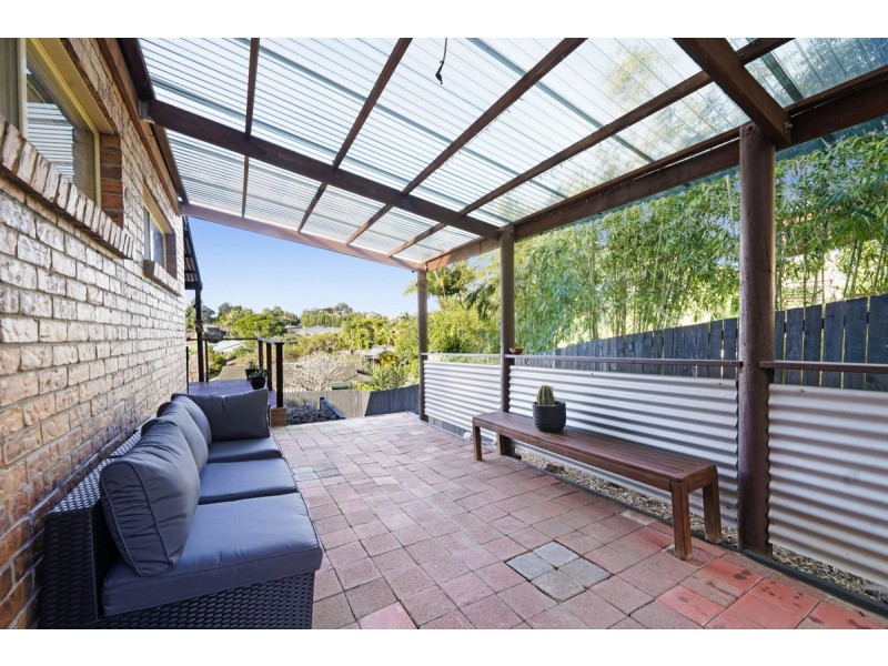 16 Palona Place, Ashmore QLD 4214