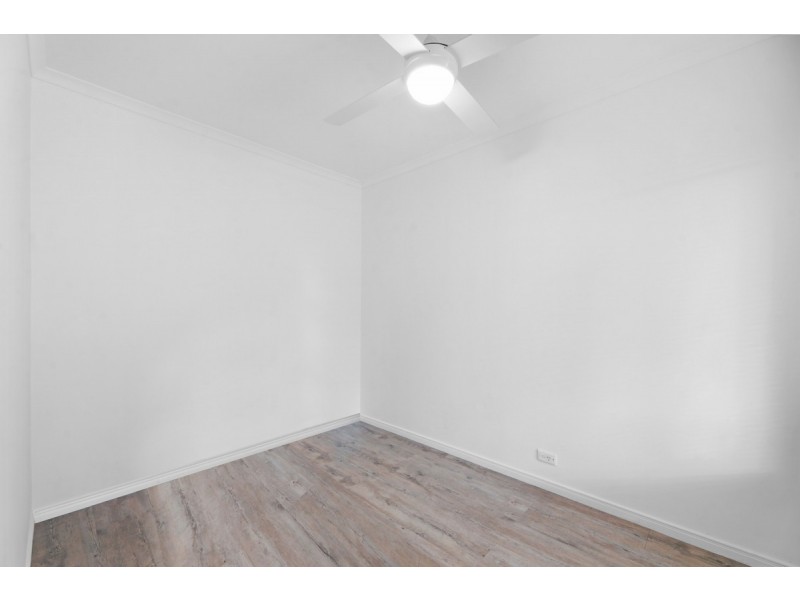 16 Palona Place, Ashmore QLD 4214