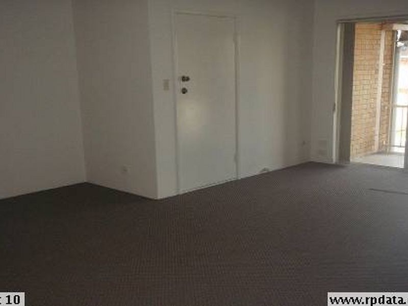 8/10 Sunrise Boulevard, Surfers Paradise QLD 4217