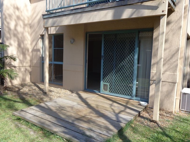 3/121 Greenacre Drive, Parkwood QLD 4214