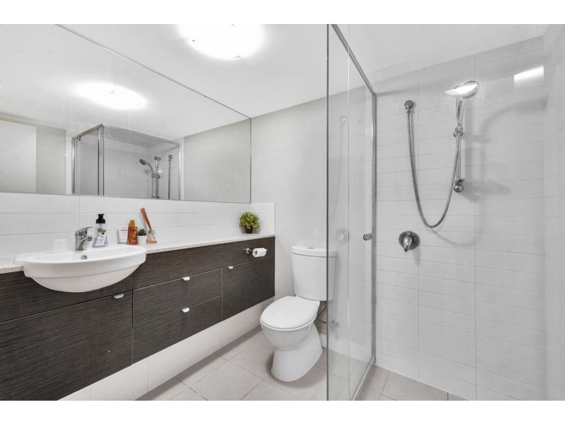 4/154 Musgrave Avenue, Southport QLD 4215