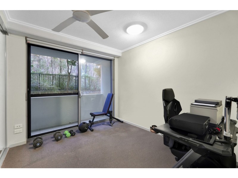 4/154 Musgrave Avenue, Southport QLD 4215