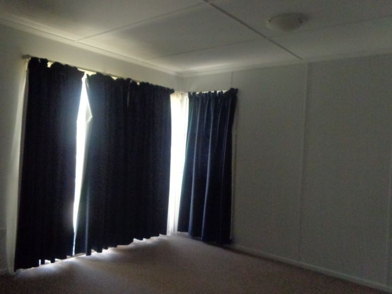 67 Worendo Street, Southport QLD 4215