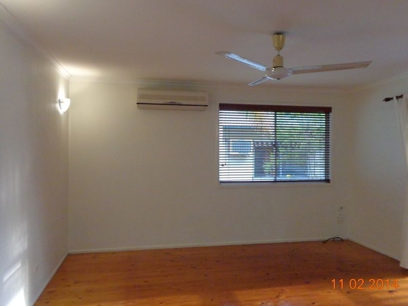 17 Warana Avenue, Southport QLD 4215