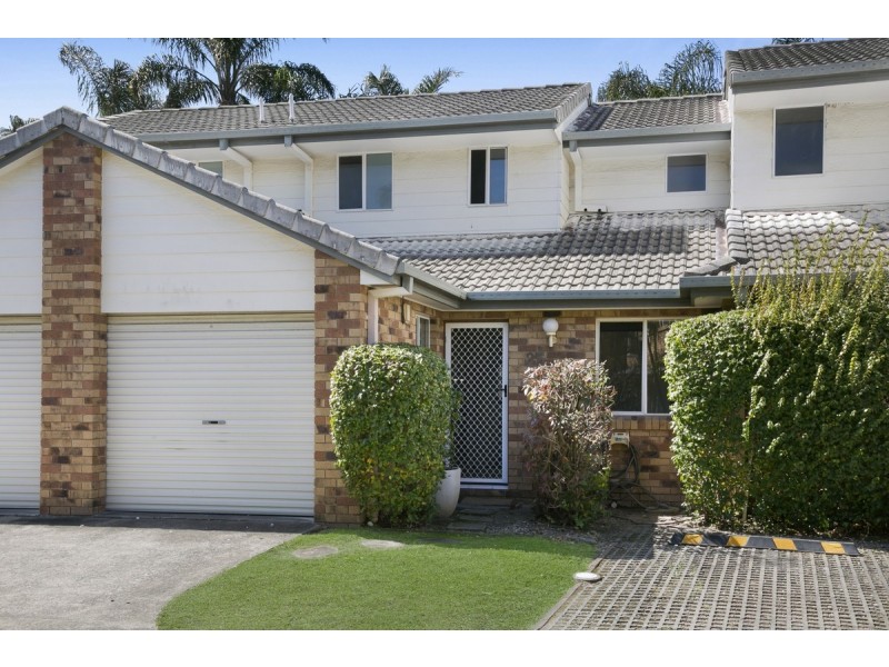 25/20 Huth Street, Labrador QLD 4215