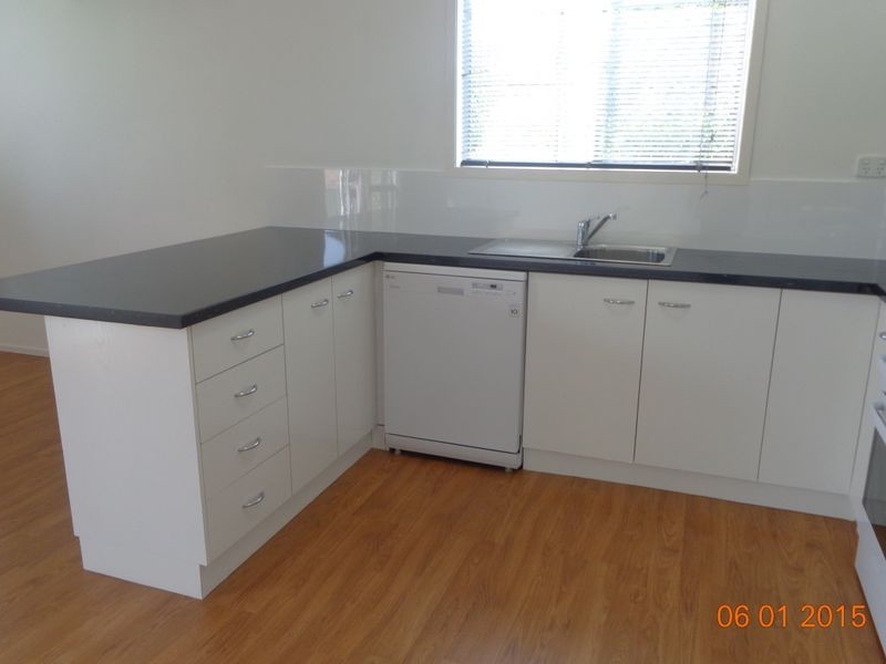 6 Sungold Avenue, Southport QLD 4215