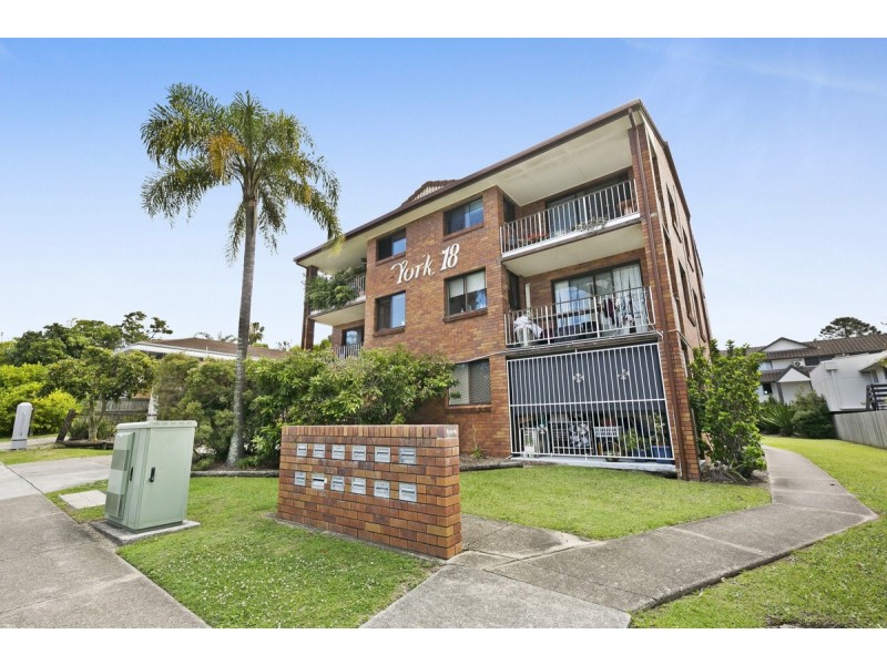 9/18 Garden Street, Southport QLD 4215