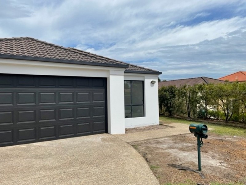 54 Tiger Drive, Arundel QLD 4214