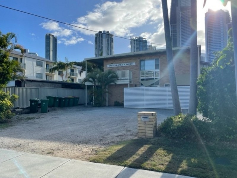 4/5 Stanhill Drive, Surfers Paradise QLD 4217