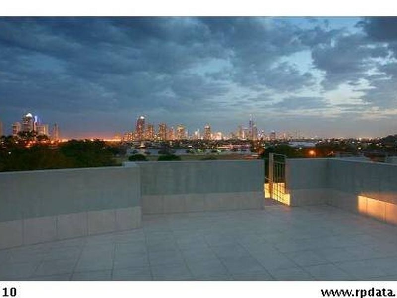 5/29 Bauer Street, Southport QLD 4215