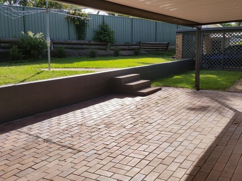 4 Martin Place, Ashmore QLD 4214