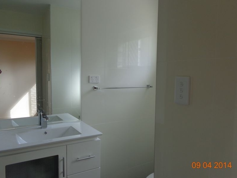 4 Martin Place, Ashmore QLD 4214