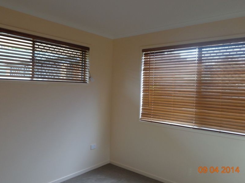 4 Martin Place, Ashmore QLD 4214