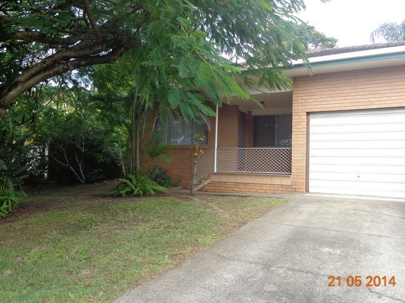 18 Sungold Avenue, Southport QLD 4215