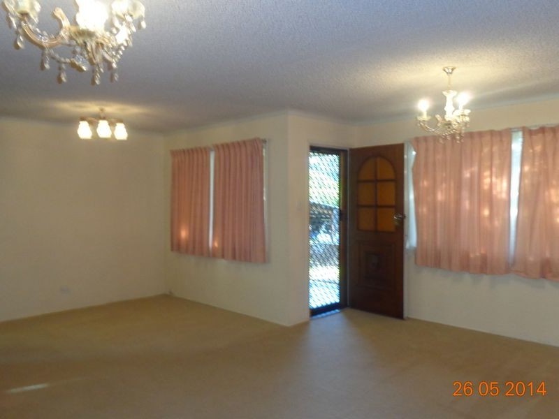 18 Sungold Avenue, Southport QLD 4215