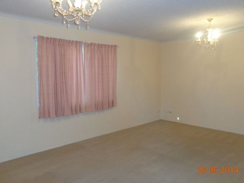 18 Sungold Avenue, Southport QLD 4215