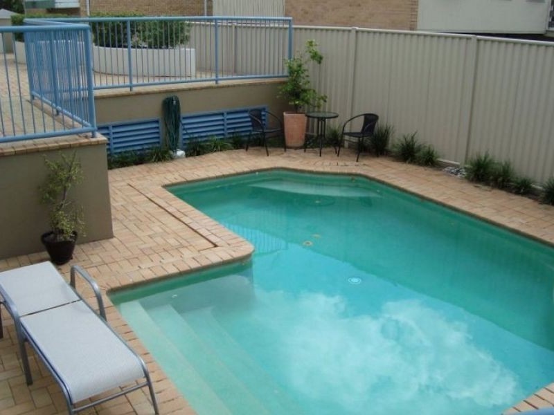 3/103 Frank Street, Labrador QLD 4215