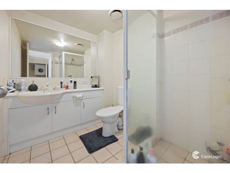 21/3 Norman Street, Southport QLD 4215