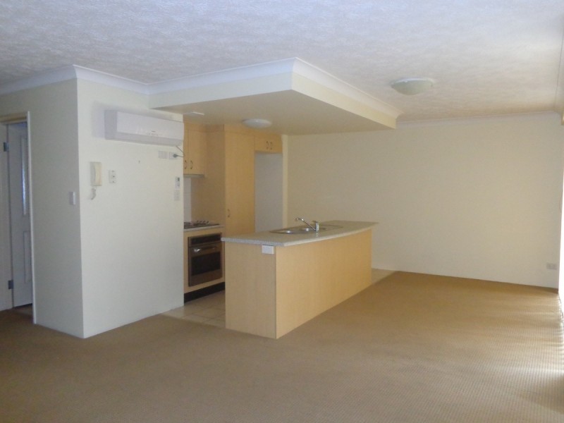 21/3 Norman Street, Southport QLD 4215