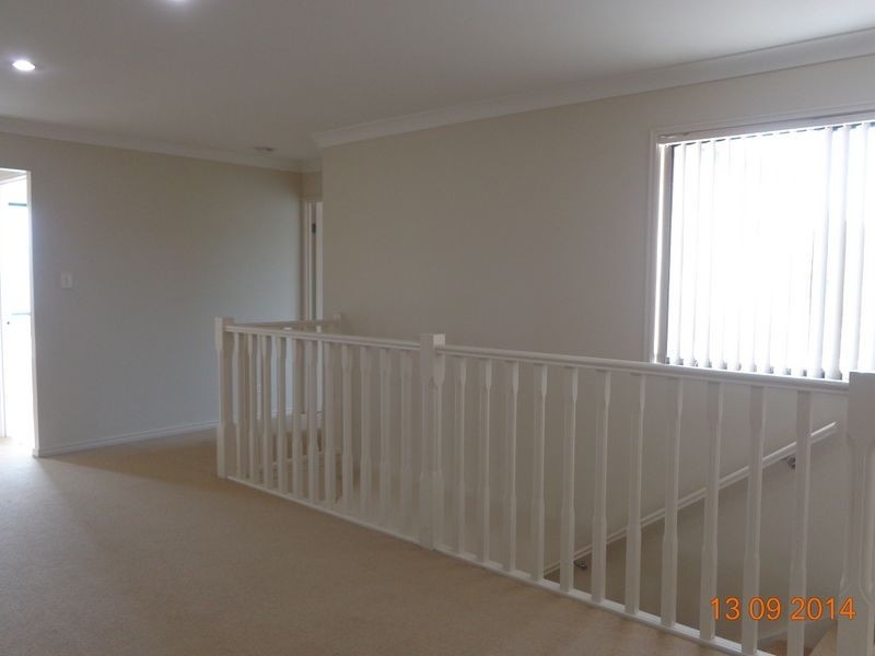 2/25 Riverwood Drive, Ashmore QLD 4214