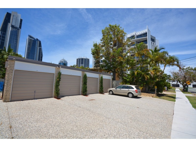 2/7 Stanhill Drive, Surfers Paradise QLD 4217