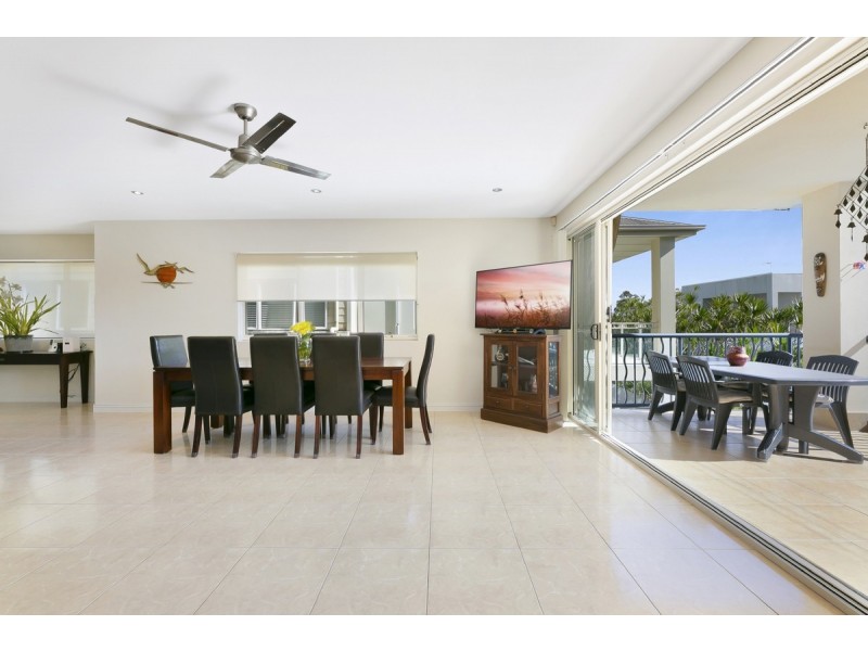 2/55 Palm Avenue, Surfers Paradise QLD 4217