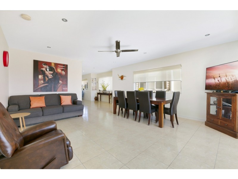2/55 Palm Avenue, Surfers Paradise QLD 4217