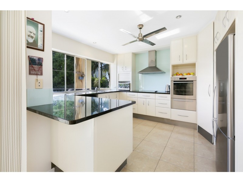 2/55 Palm Avenue, Surfers Paradise QLD 4217