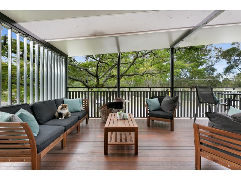 8 Terrigal Crescent, Southport QLD 4215