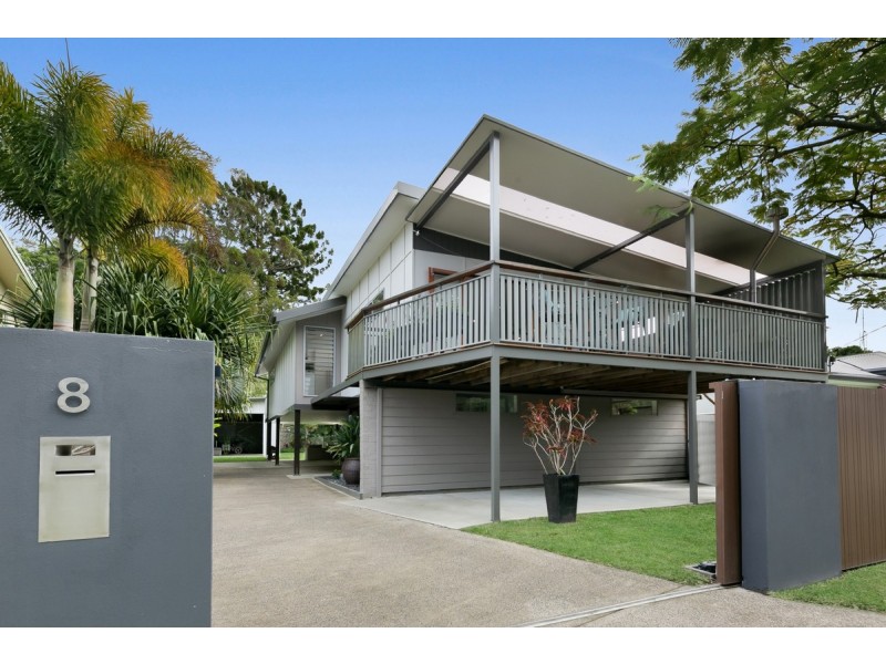 8 Terrigal Crescent, Southport QLD 4215