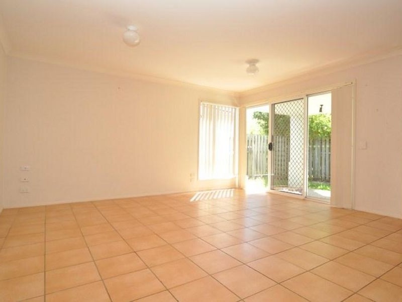 12 Oxbridge Chase, Arundel QLD 4214