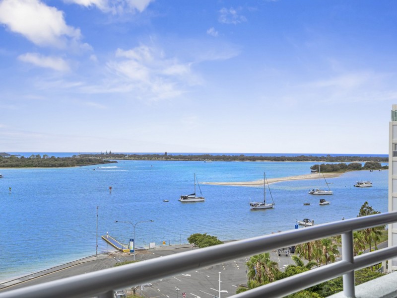 802/360 Marine Parade, Labrador QLD 4215