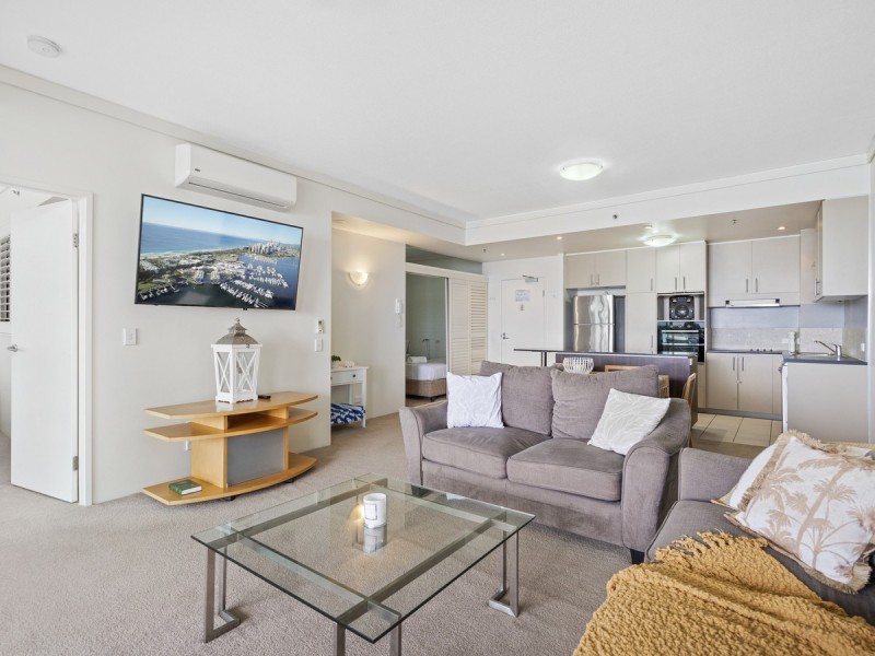 802/360 Marine Parade, Labrador QLD 4215