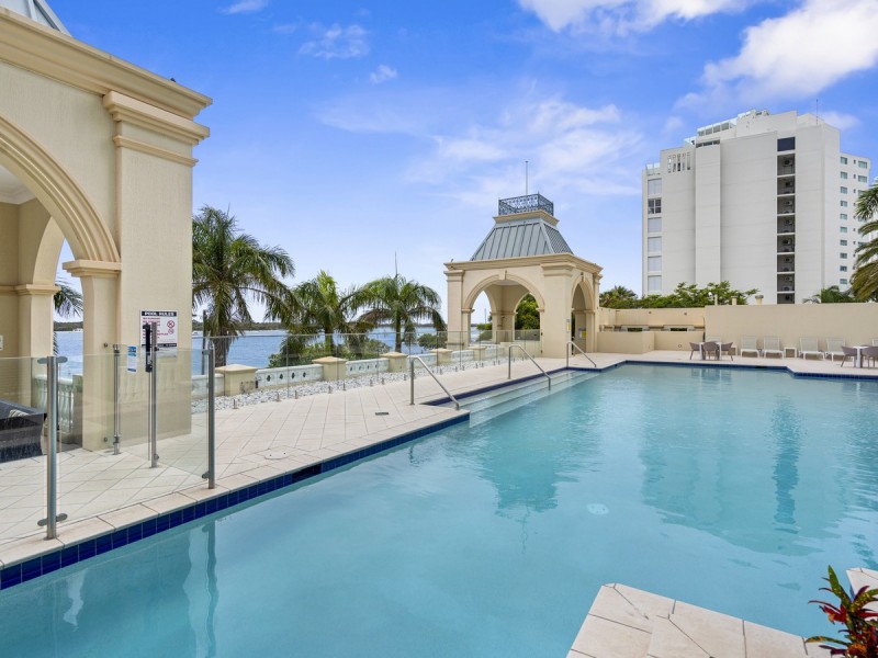 802/360 Marine Parade, Labrador QLD 4215