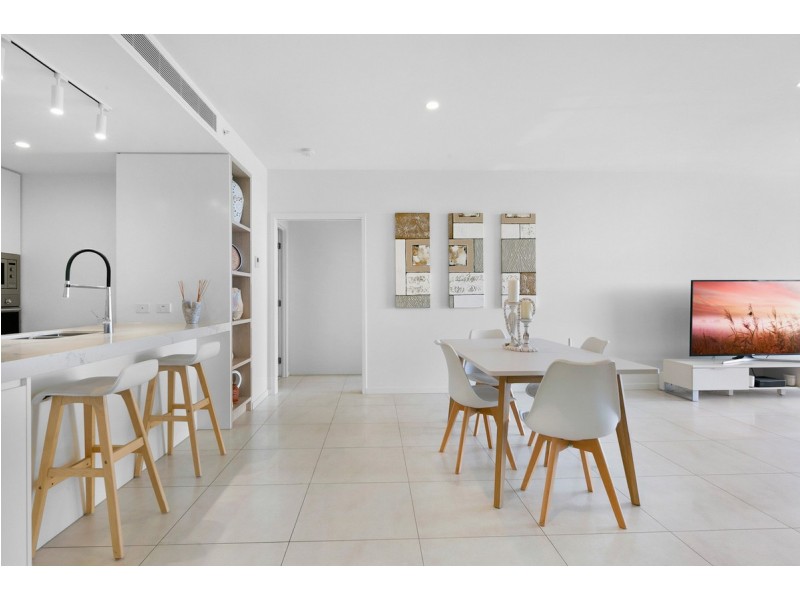 4040/21 Ross Street, Benowa QLD 4217