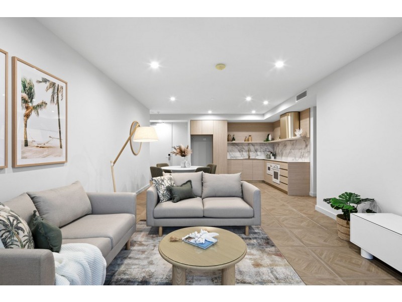 304/24 Queen Street, Southport QLD 4215