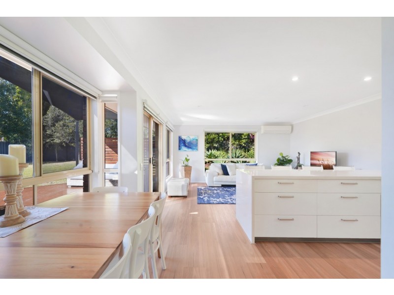44 Desert Falls Crescent, Parkwood QLD 4214