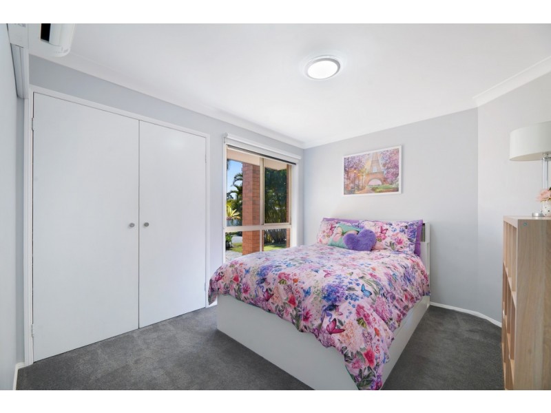 44 Desert Falls Crescent, Parkwood QLD 4214