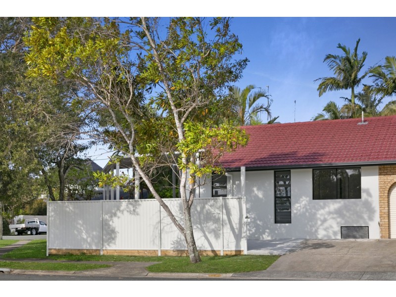 1 & 2/60 Walton Street, Southport QLD 4215